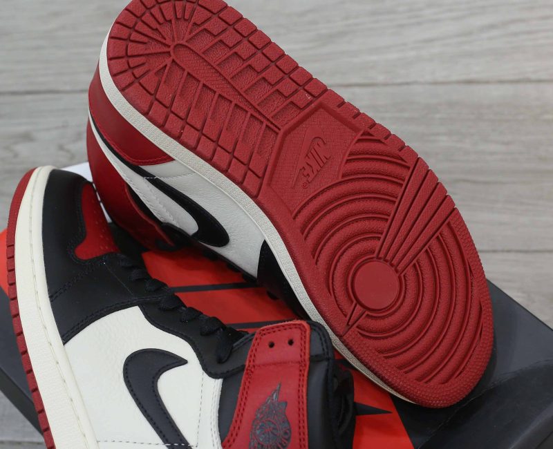 Giày Nike Air Jordan 1 Retro High Og ‘Bred Toe’ Best Quality