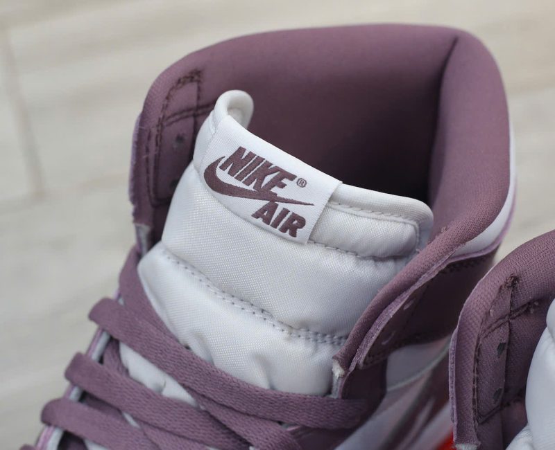 Giày Nike Air Jordan 1 Retro High OG ‘White Sky J Mauve’ Best Quality