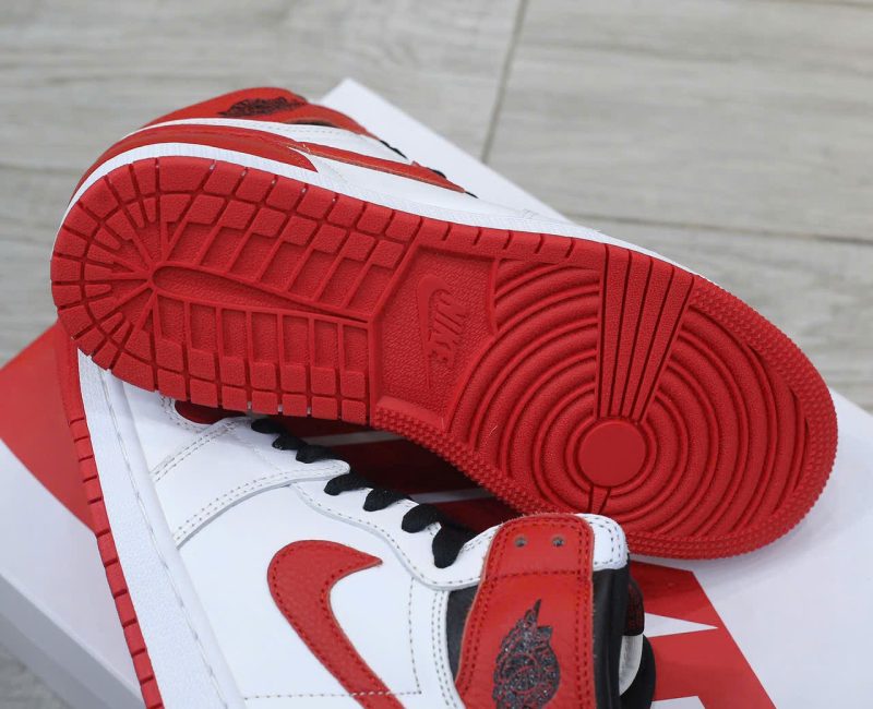 Giày Nike Air Jordan 1 Retro High OG Heritage Best Quality