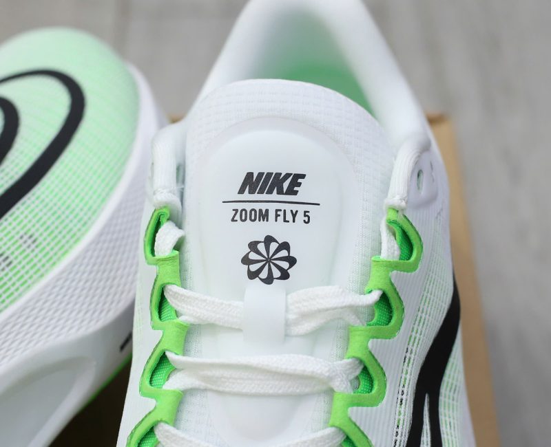 Giày Nike Zoom Fly 5 ‘White Green Strike Blue’ Chuẩn 99% Auth