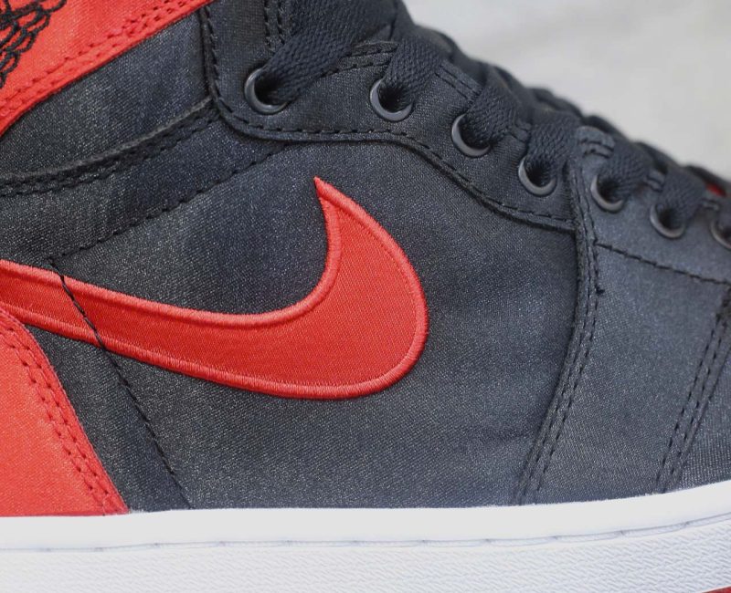 Giày Air Jordan 1 Retro High OG Satin Bred Chuẩn 99% Auth