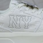 Giày MLB Korea Chunky Liner Embo Mono Cooperstown New York Yankees White Like Auth